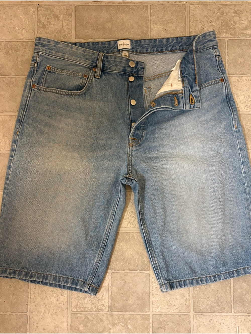Calvin Klein Denim Shorts Straight classic button faded light Blue Mens 36
